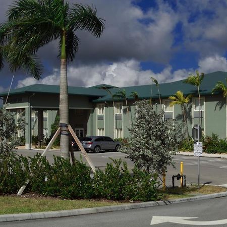 Pioneer Inn Royal Palm Beach Esterno foto