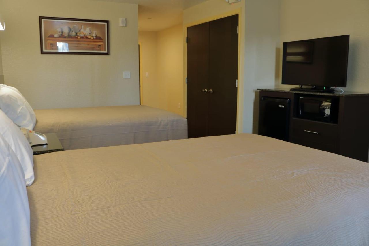 Pioneer Inn Royal Palm Beach Esterno foto